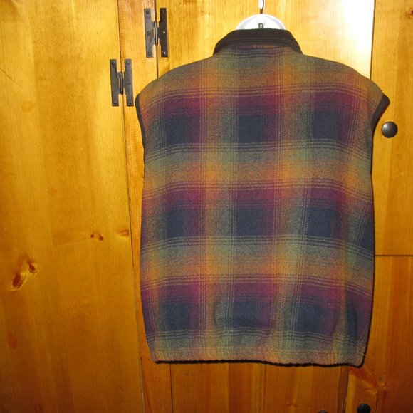 Tee Dees plaid vest 90% wool - Picture 3 of 3